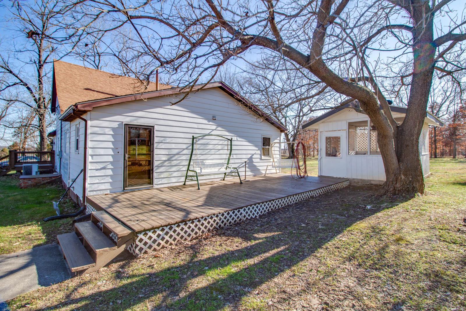 15921 Yates Road Grafton, IL 62037 - Photo 9 of 66