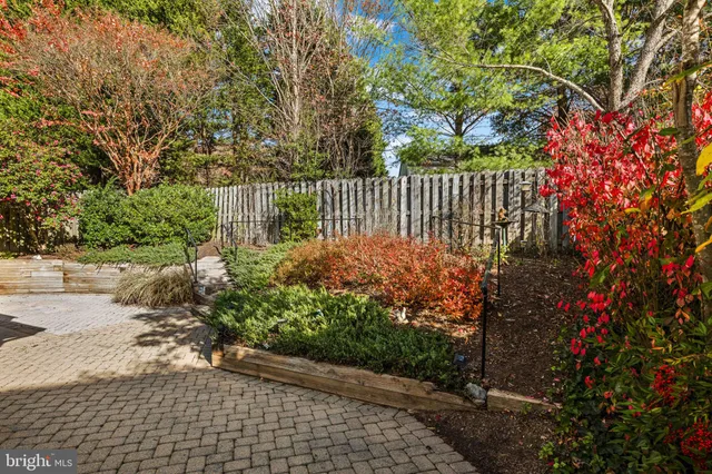 $420,000 | 4313 Turnberry Drive, Fredericksburg, VA 22408