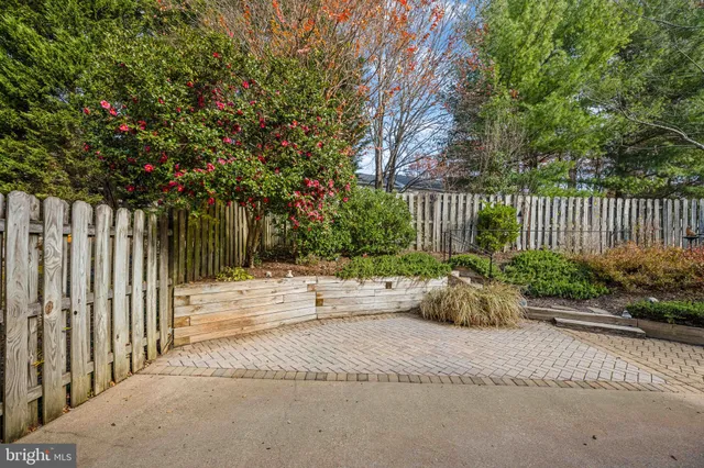 $420,000 | 4313 Turnberry Drive, Fredericksburg, VA 22408