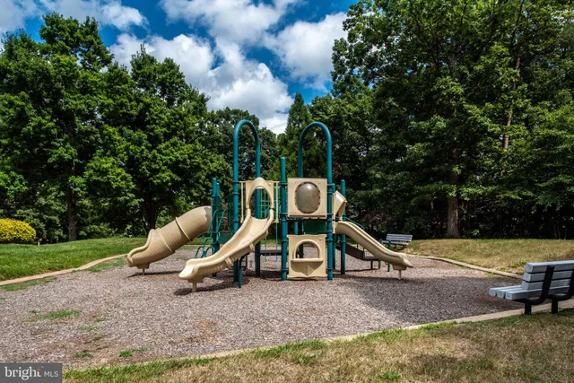 $420,000 | 4313 Turnberry Drive, Fredericksburg, VA 22408