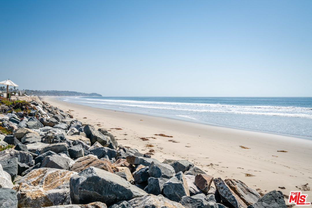 31034 Broad Beach Road Malibu, CA 90265 - Photo 19 of 21 a view of an ocean beach