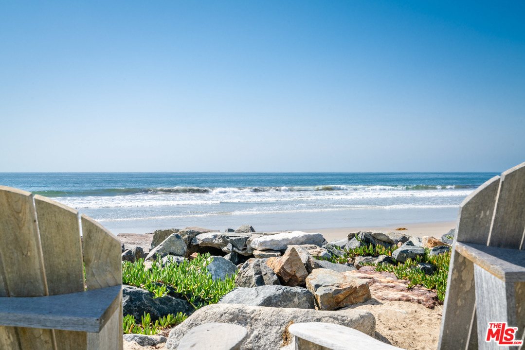 31034 Broad Beach Road Malibu, CA 90265 - Photo 20 of 21 a view of a garden with an ocean view