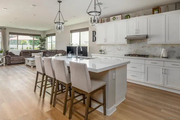 $999,000 | 2054 Bruno Place, Escondido, CA 92026