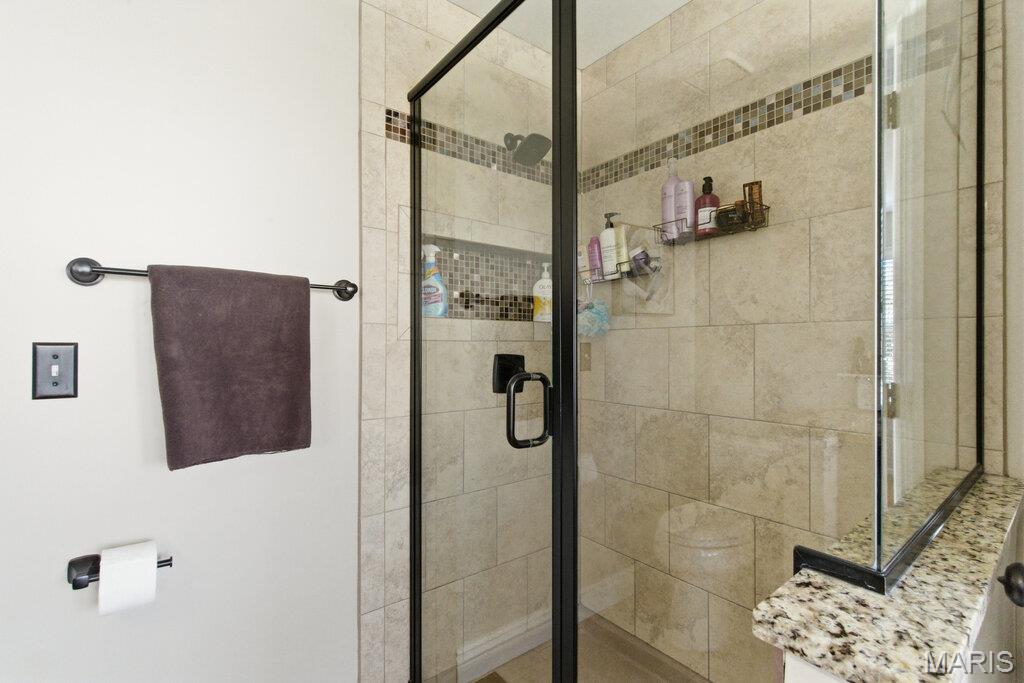 211 Cheval Square Drive Chesterfield, MO 63005 - Photo 24 of 57