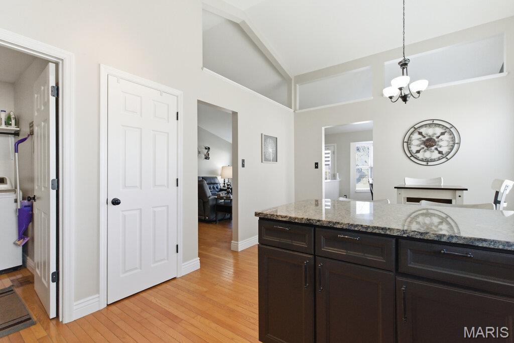 211 Cheval Square Drive Chesterfield, MO 63005 - Photo 4 of 57