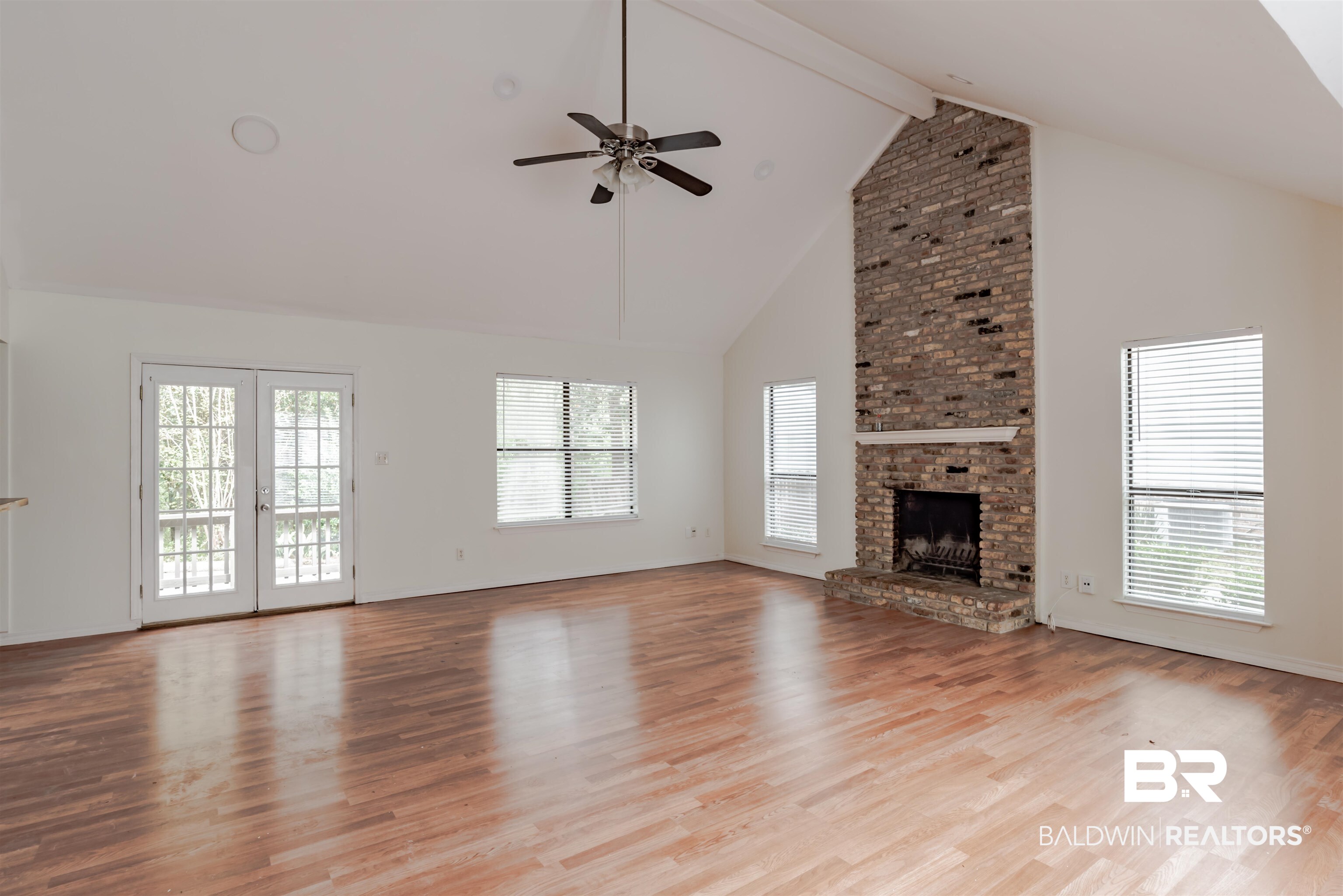 131 Montclair Loop Daphne, AL 36526 - Photo 3 of 19 Gallery Image 3