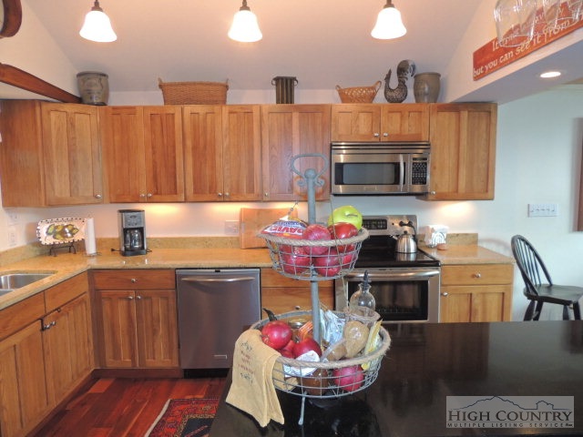 347 Beech Road Boone, NC 28607 - Photo 13 of 32 Gallery Image 13