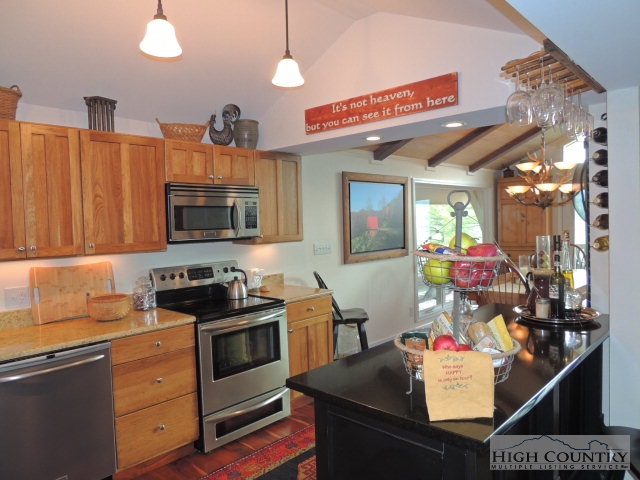 347 Beech Road Boone, NC 28607 - Photo 24 of 32 Gallery Image 24