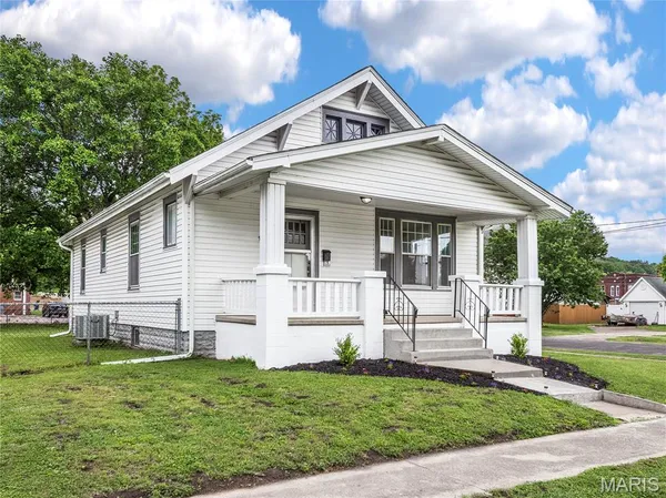 $139,900 | 112 South 1st Street, Caseyville, IL 62232