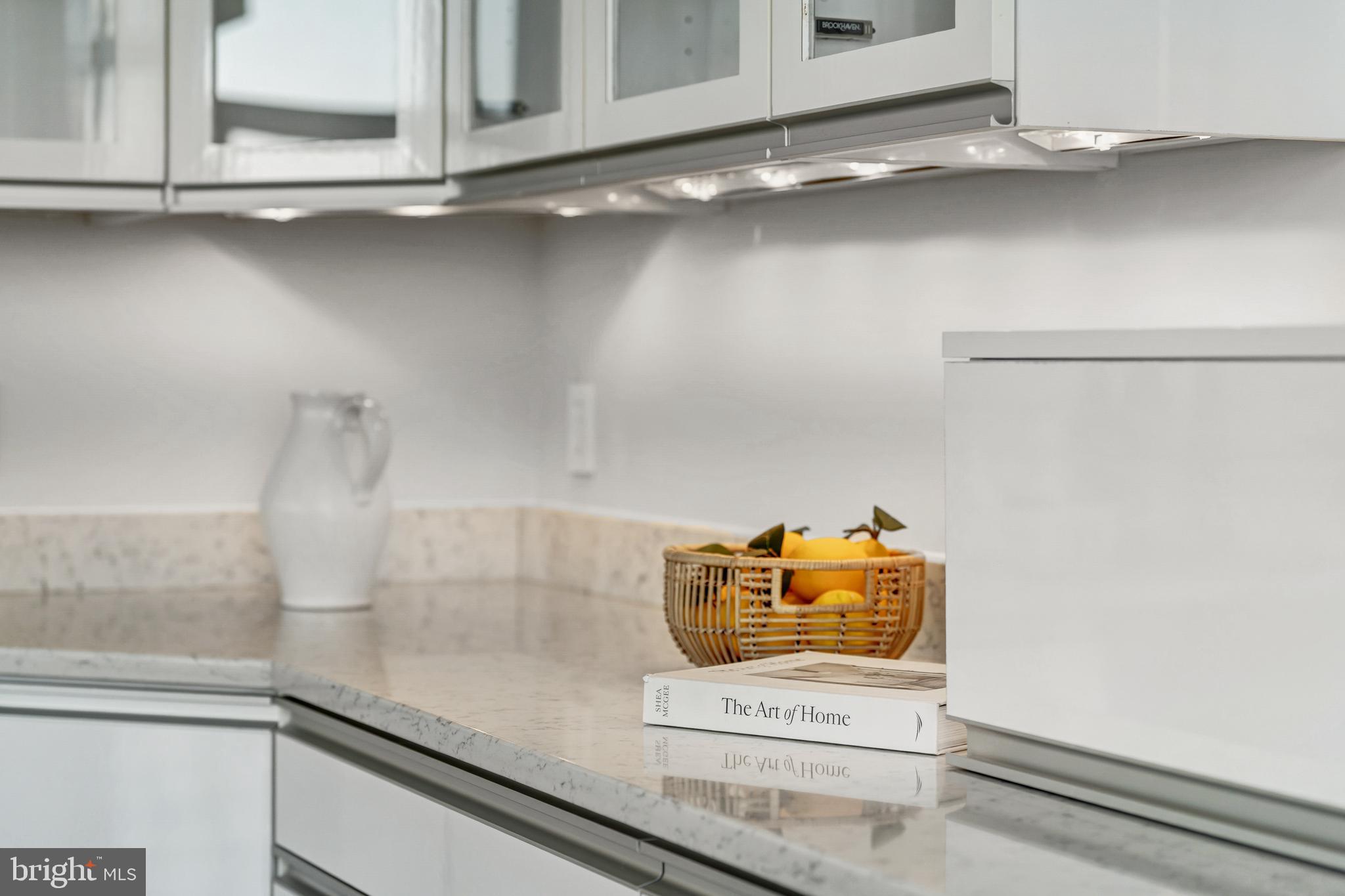 11990 Market Street, Unit 2112 Reston, VA 20190 - Photo 18 of 92 Kitchen