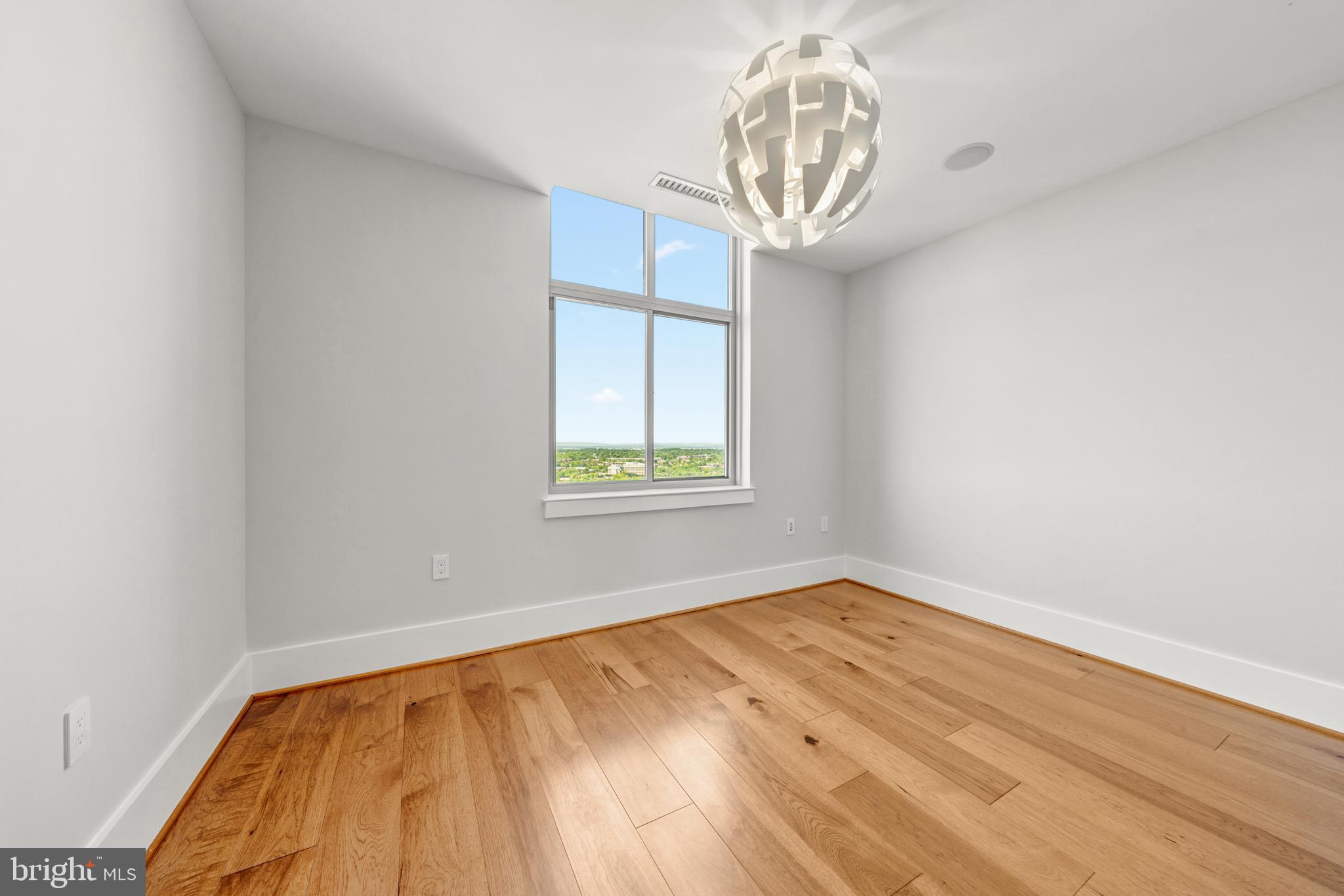 11990 Market Street, Unit 2112 Reston, VA 20190 - Photo 24 of 92 Bedroom 3