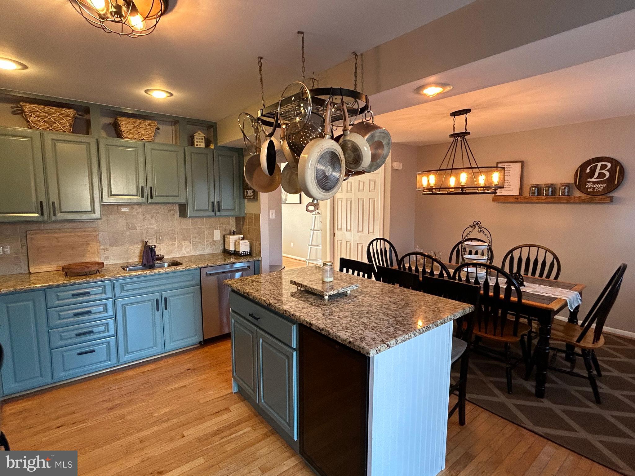 12854 Medford Road Philadelphia, PA 19154 - Photo 11 of 43 Gallery Image 11