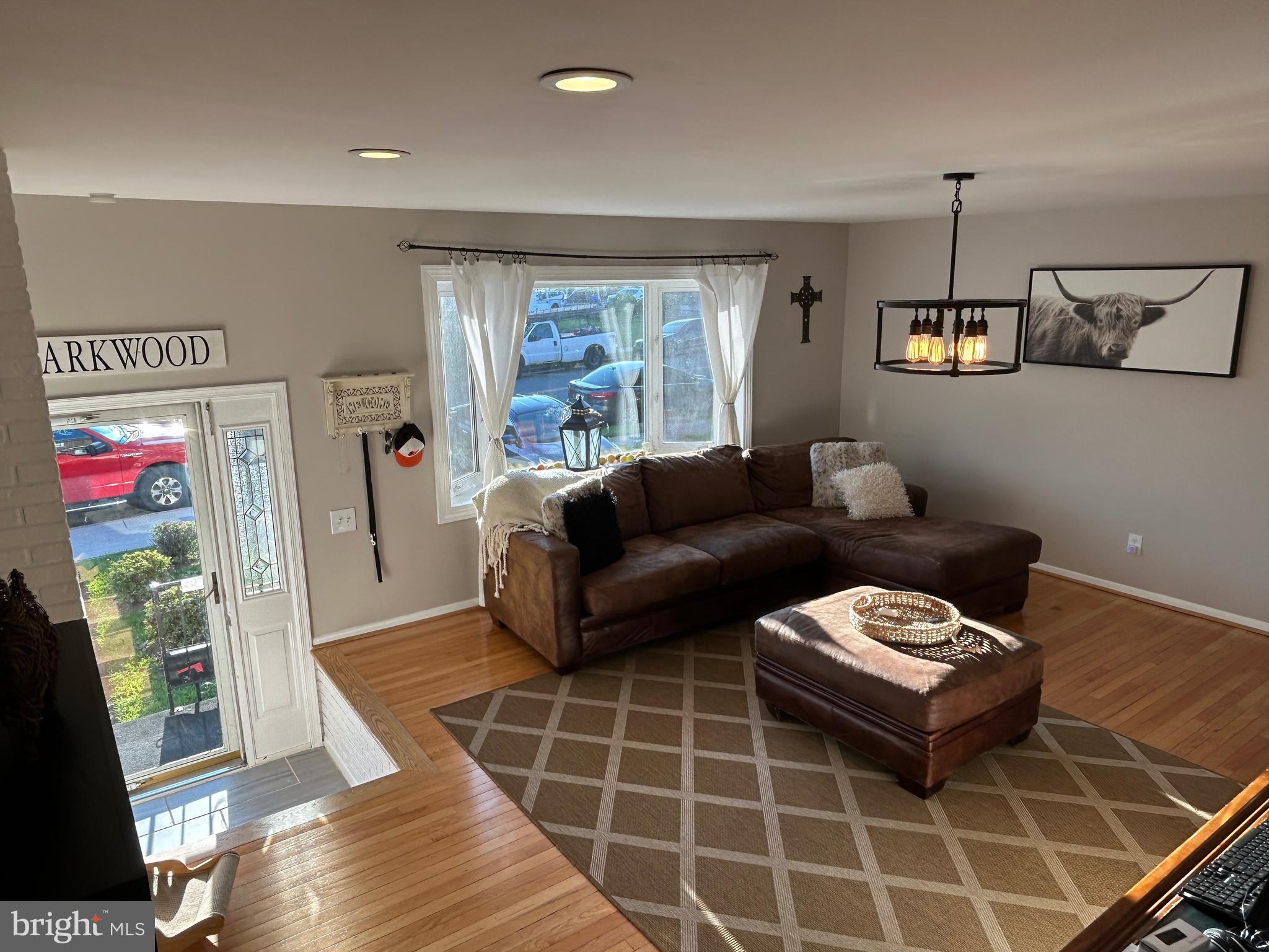 12854 Medford Road Philadelphia, PA 19154 - Photo 3 of 43 Gallery Image 3