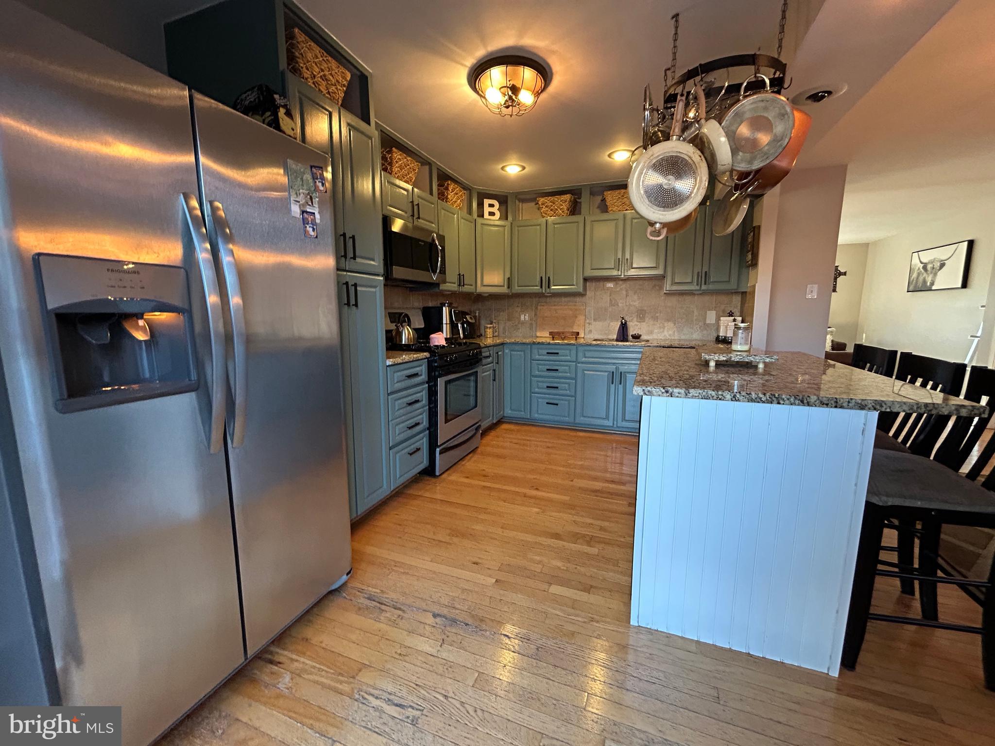 12854 Medford Road Philadelphia, PA 19154 - Photo 8 of 43 Gallery Image 8