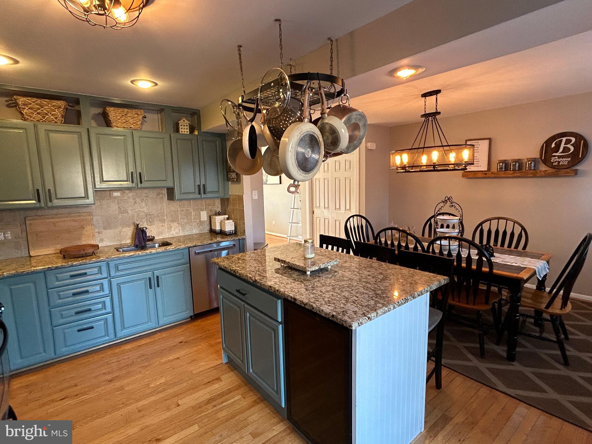 12854 Medford Road Philadelphia, PA 19154 - Photo 10 of 43 Gallery Image 10