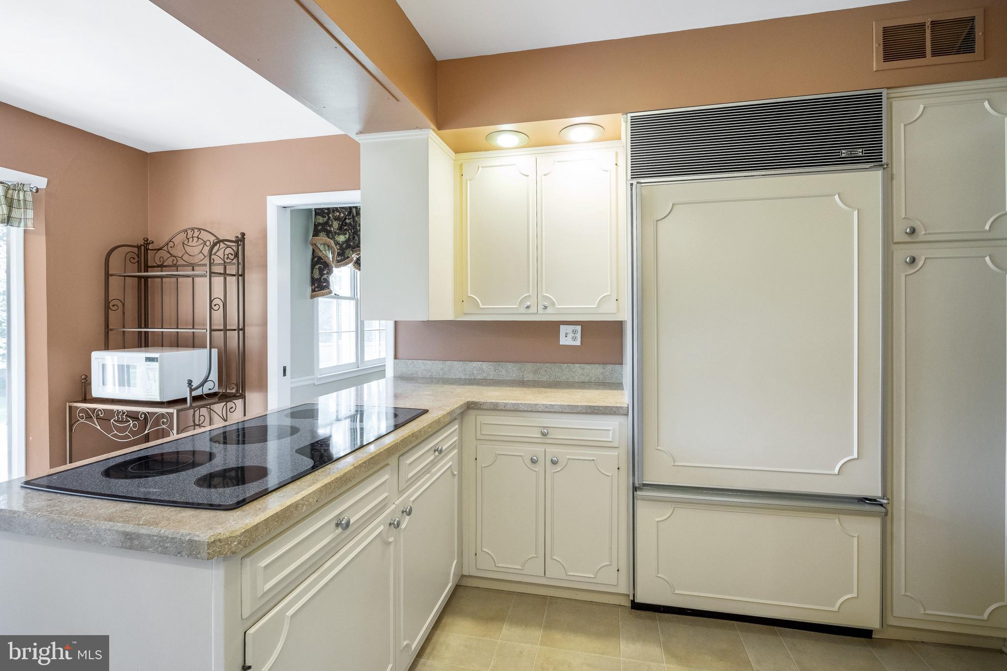 2320 Parallel Lane Silver Spring, MD 20904 - Photo 16 of 34 Kitchen