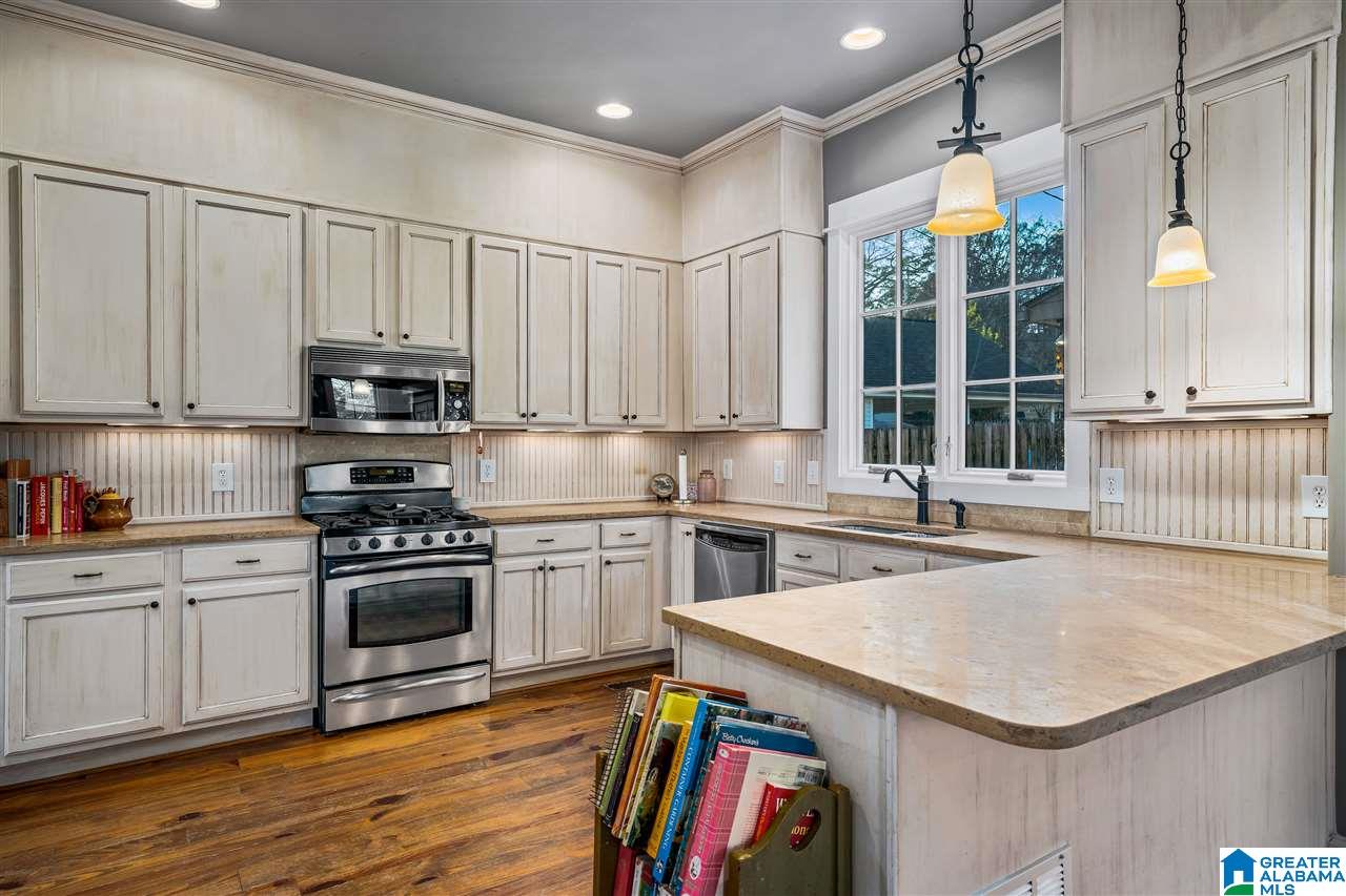 1086 Columbiana Road Birmingham, AL 35209 - Photo 15 of 31