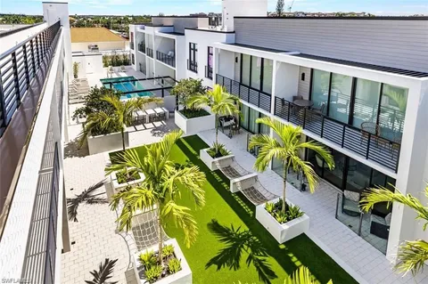 $1,495,000 | 850 Central Avenue, Unit 209, Naples, FL 34102