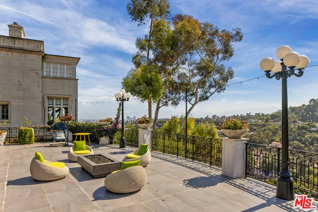 $150,000 | 761 Bel Air Road, Los Angeles, CA 90077