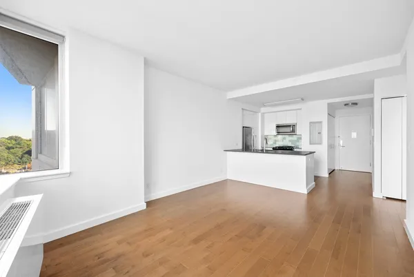 $4,350 | 80 Dekalb Avenue, Unit 7C | Fort Greene