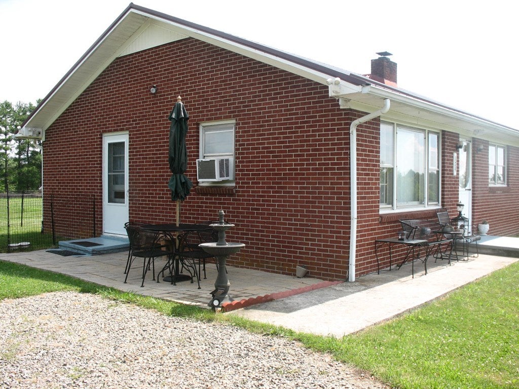 174 Mount Olivet Road Fries, VA 24330 - Photo 3 of 41 Gallery Image 3