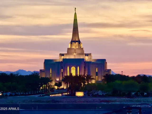 $1,300,000 | 2725 East Derringer Court, Gilbert, AZ 85297