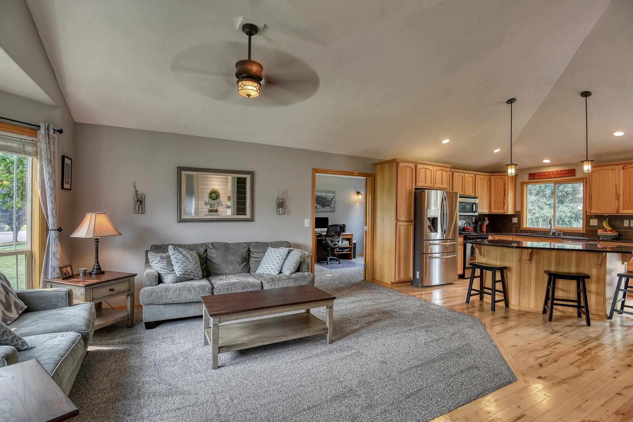2820 West Graves Road Spokane, WA 99208 - Photo 4 of 43 Gallery Image 4