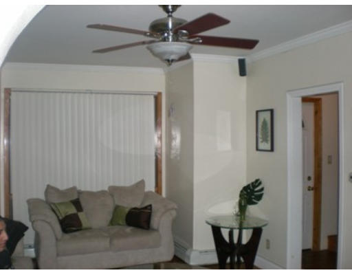 883 Middle Street Fall River, MA 02721 - Photo 5 of 22