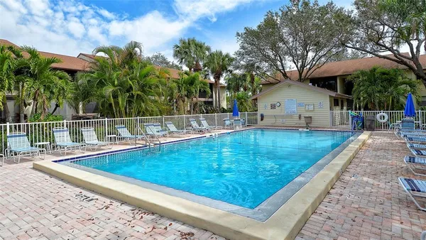 $2,600 | 712 White Pine Tree Road, Unit 77, Venice, FL 34285