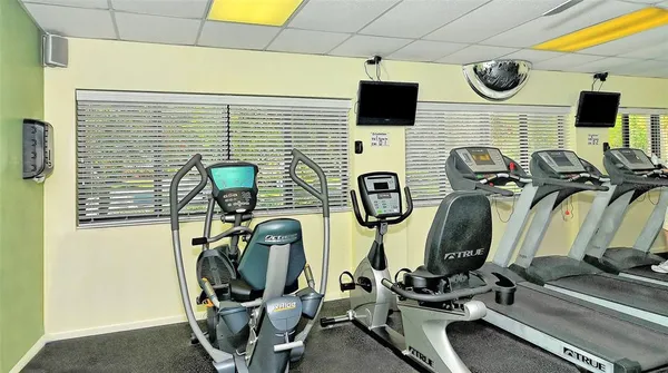 $2,600 | 712 White Pine Tree Road, Unit 77, Venice, FL 34285