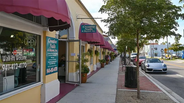 $2,600 | 712 White Pine Tree Road, Unit 77, Venice, FL 34285