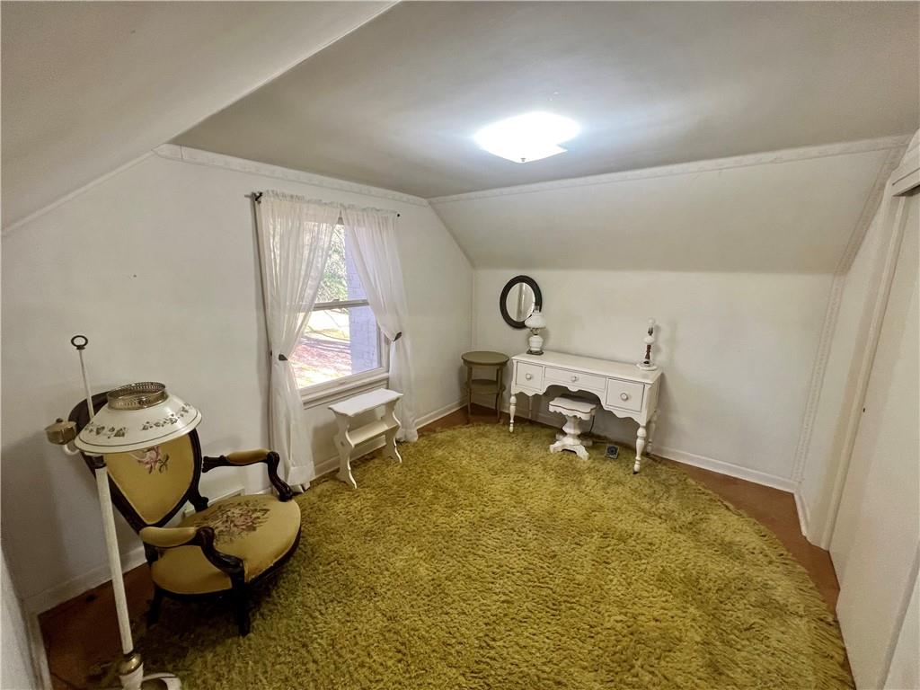 2009 Pulaski Road New Castle, PA 16105 - Photo 15 of 17 a room with furniture and a window