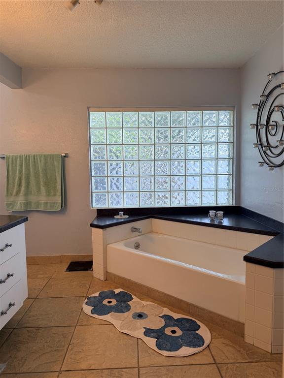 318 North Riverside Drive Edgewater, FL 32132 - Photo 7 of 34 Gallery Image 7