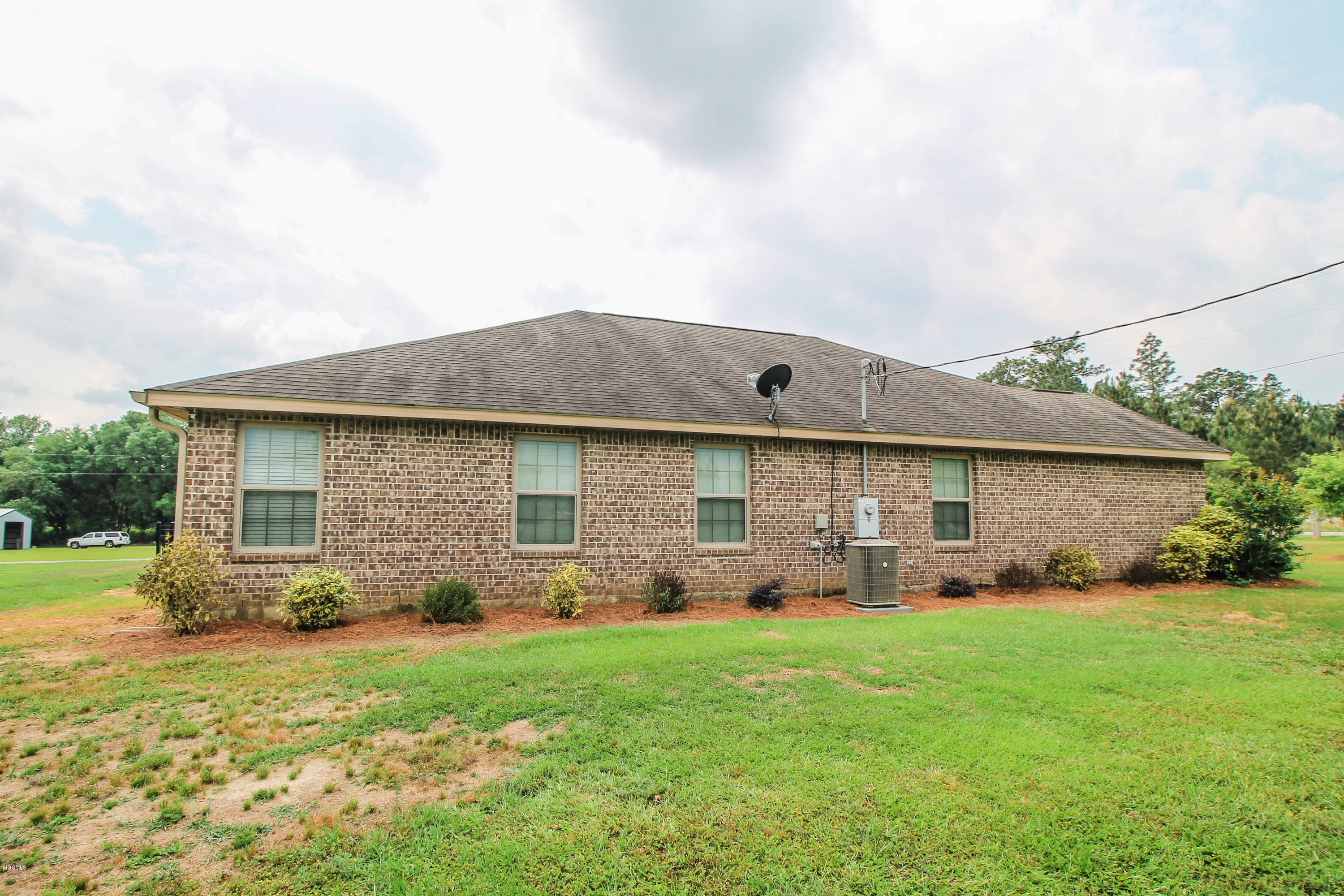 23510 Hinton Road Lucedale, MS 39452 - Photo 39 of 45 IMG_6965