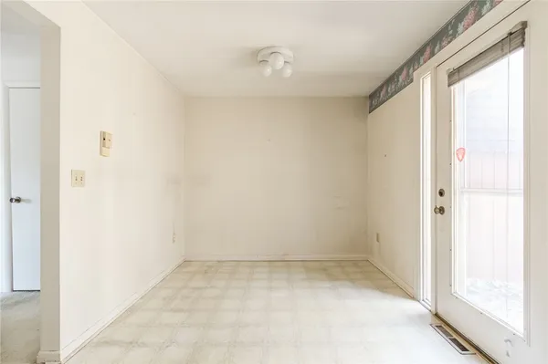 $189,900 | 148 Penn Lane, Penfield, NY 14625