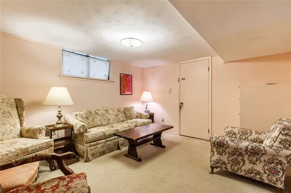 $189,900 | 148 Penn Lane, Penfield, NY 14625