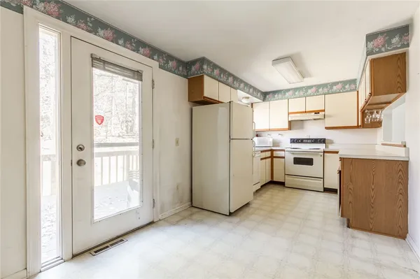 $189,900 | 148 Penn Lane, Penfield, NY 14625