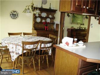 833 Longstreth Road Warminster, PA 18974 - Photo 6 of 12 Dining Room