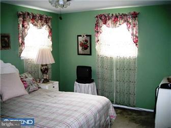 833 Longstreth Road Warminster, PA 18974 - Photo 7 of 12 Bedroom - Main