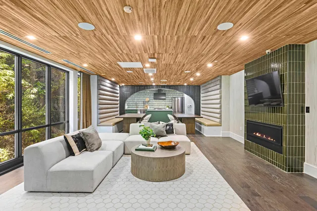 $1,249,000 | 8701 Churchill Road, Unit 502, North Bergen, NJ 07047