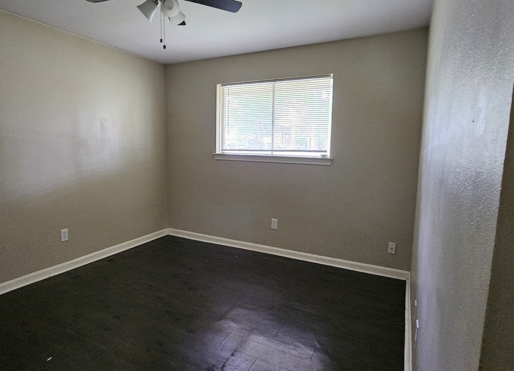 3303 Roaming Woods Lane Spring, TX 77380 - Photo 11 of 21 an empty room with a window