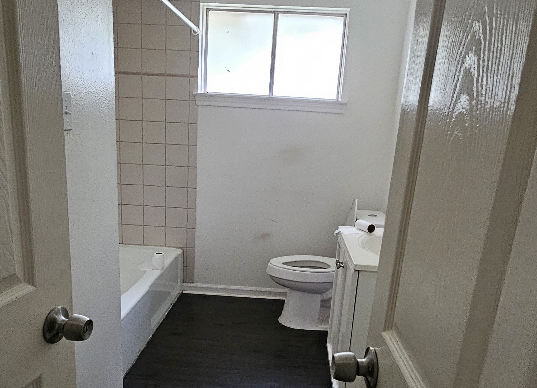 3303 Roaming Woods Lane Spring, TX 77380 - Photo 12 of 21 a bathroom with a toilet and a tub