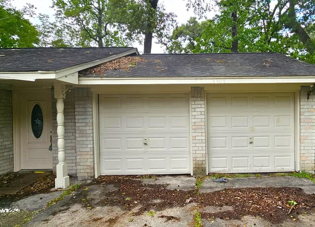 a side view of a house