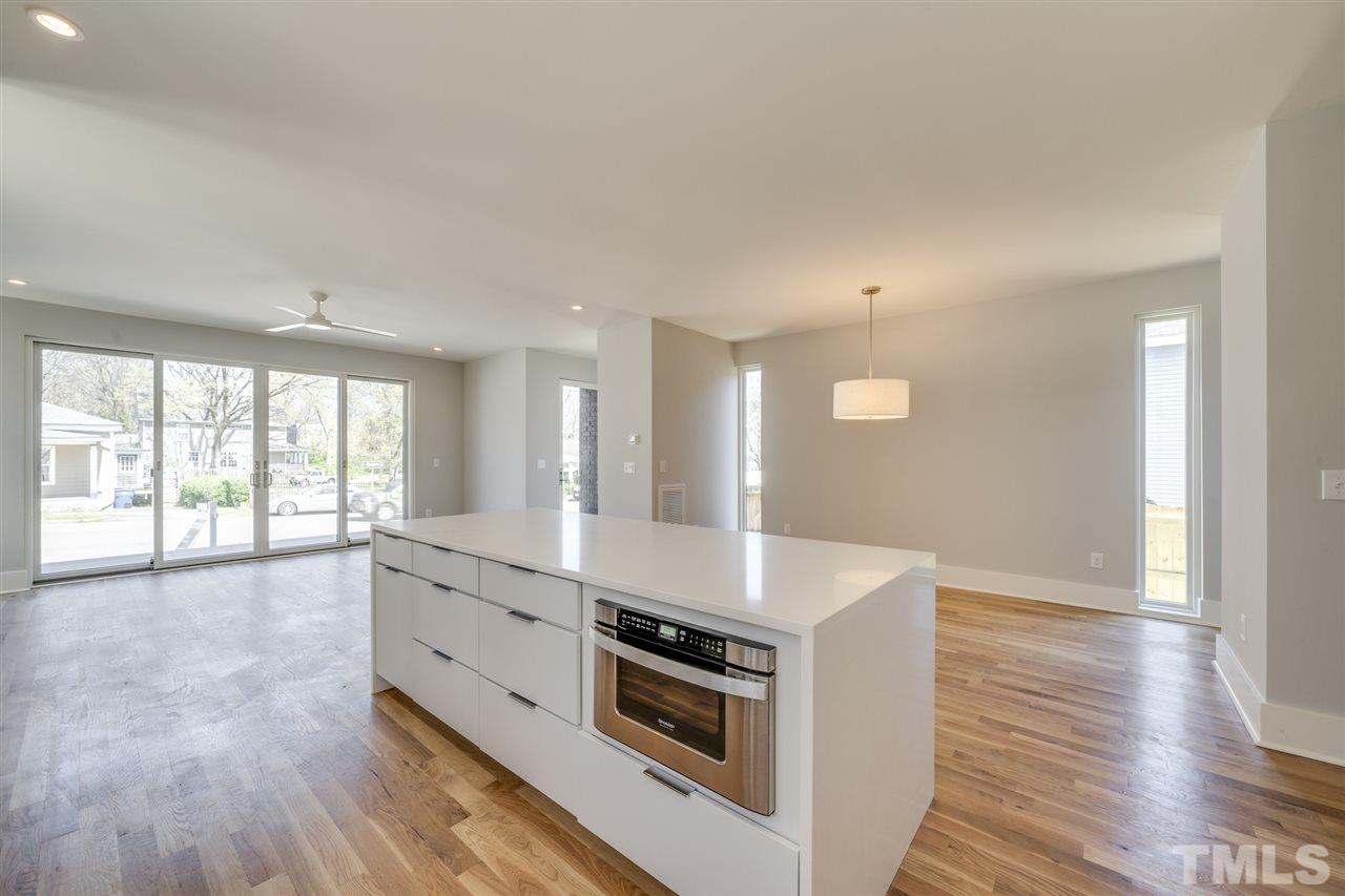 526 East Edenton Street Raleigh, NC 27601 - Photo 3 of 30 All stainless steel kitchen appliances included.