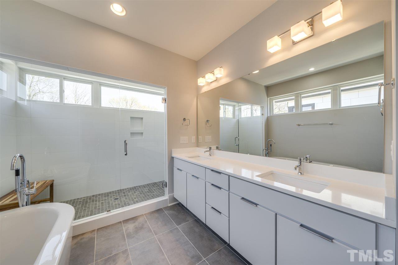 526 East Edenton Street Raleigh, NC 27601 - Photo 9 of 30