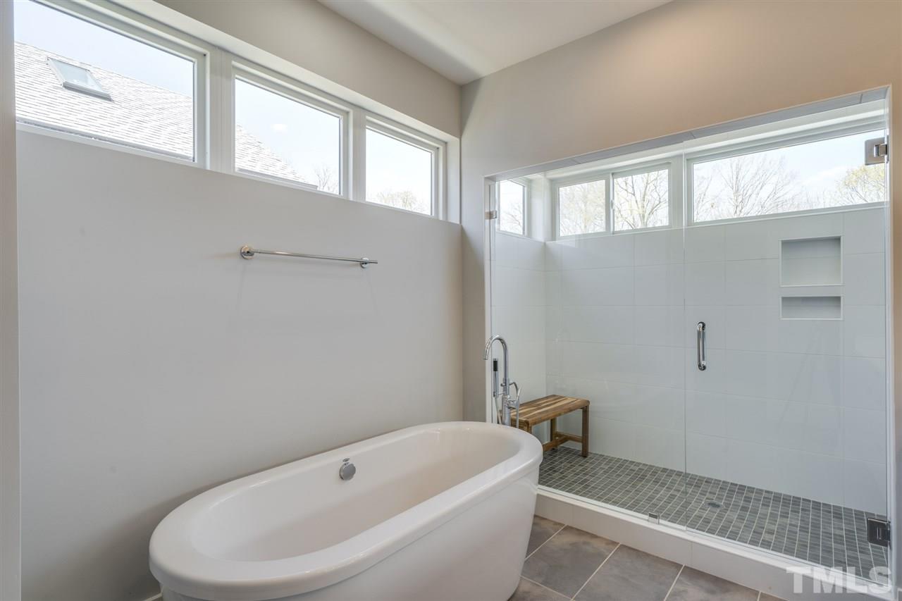 526 East Edenton Street Raleigh, NC 27601 - Photo 10 of 30 Large soaking tub with separate shower