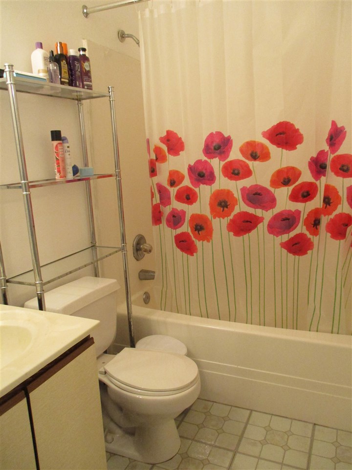 1348 Hunters Road, Unit F Harrisonburg, VA 22801 - Photo 8 of 16 Gallery Image 8