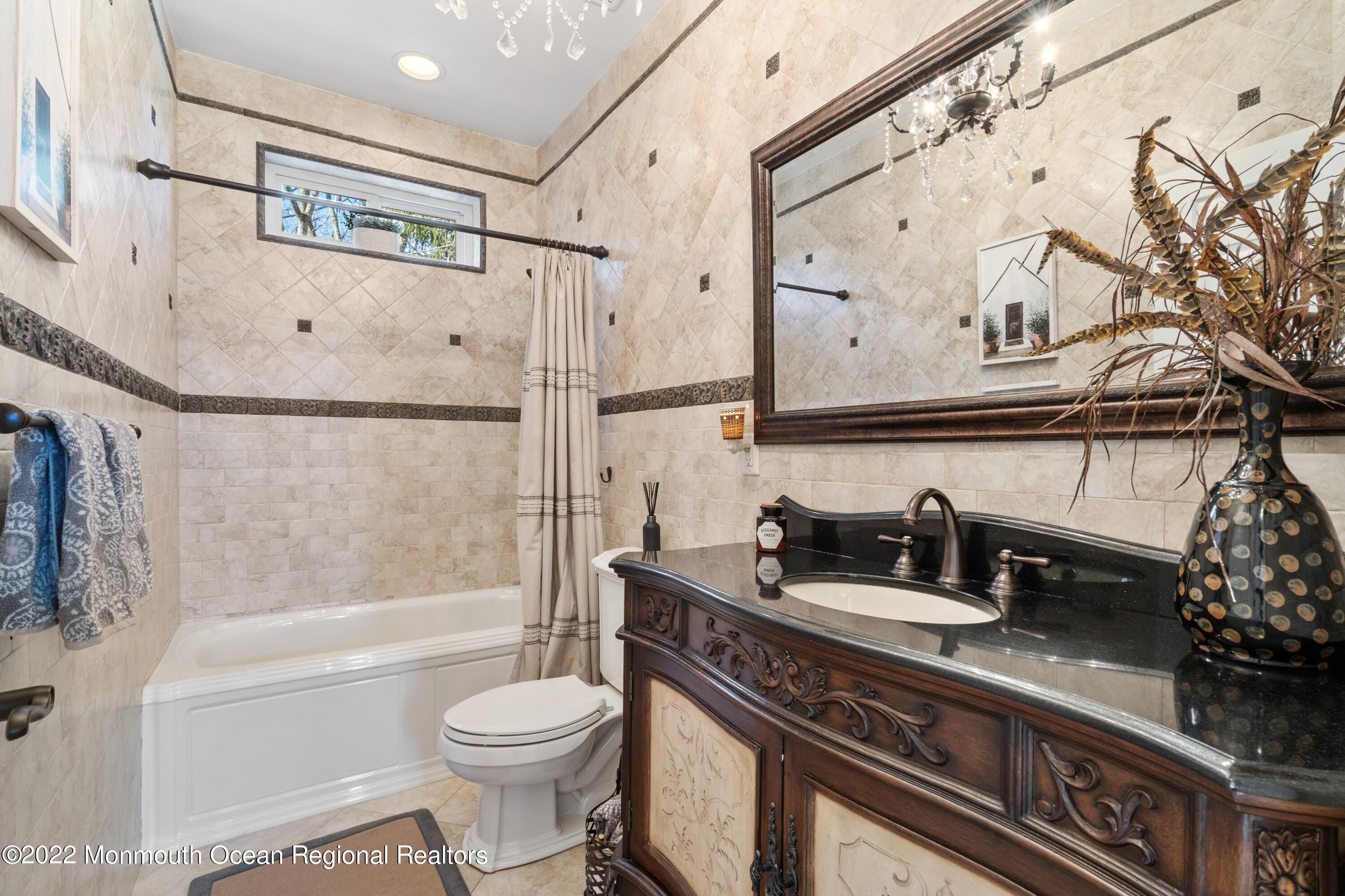 44 Centerville Road Holmdel, NJ 07733 - Photo 16 of 35 03_44centervilleRoad_2003_HiRes