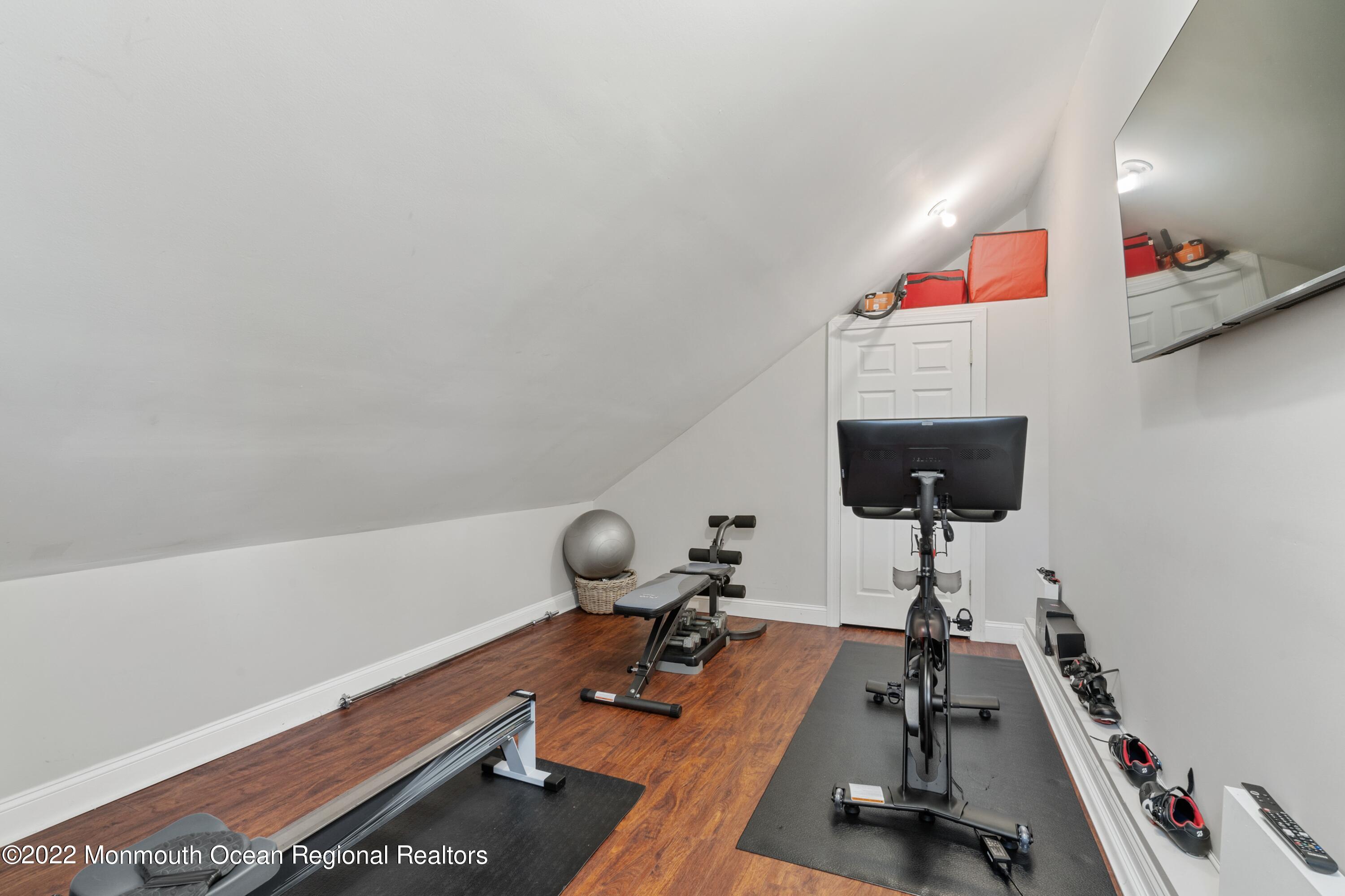 44 Centerville Road Holmdel, NJ 07733 - Photo 22 of 35 11_44centervilleRoad_2017_HiRes