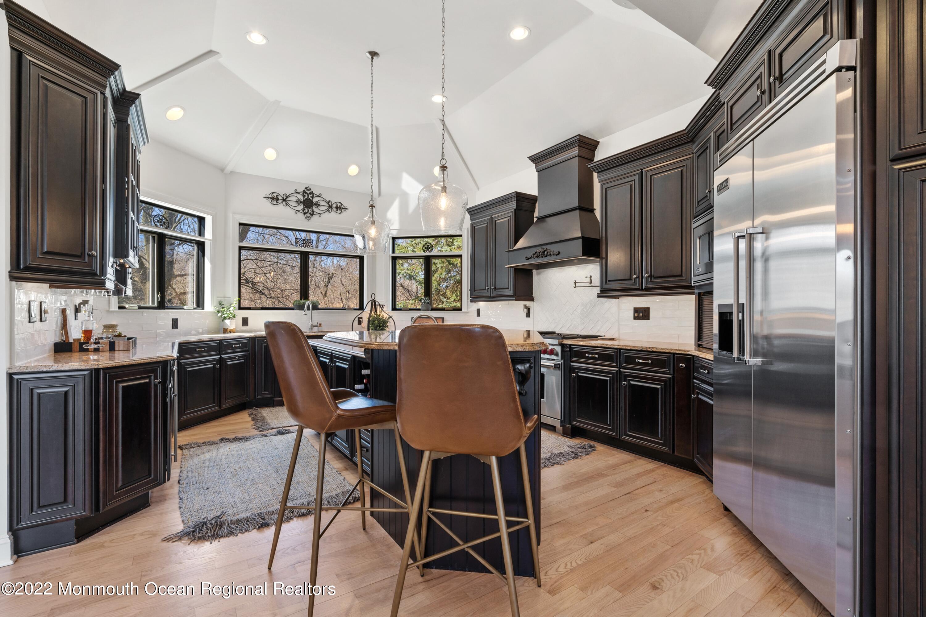 44 Centerville Road Holmdel, NJ 07733 - Photo 10 of 35 18_44centervilleRoad_2027_HiRes